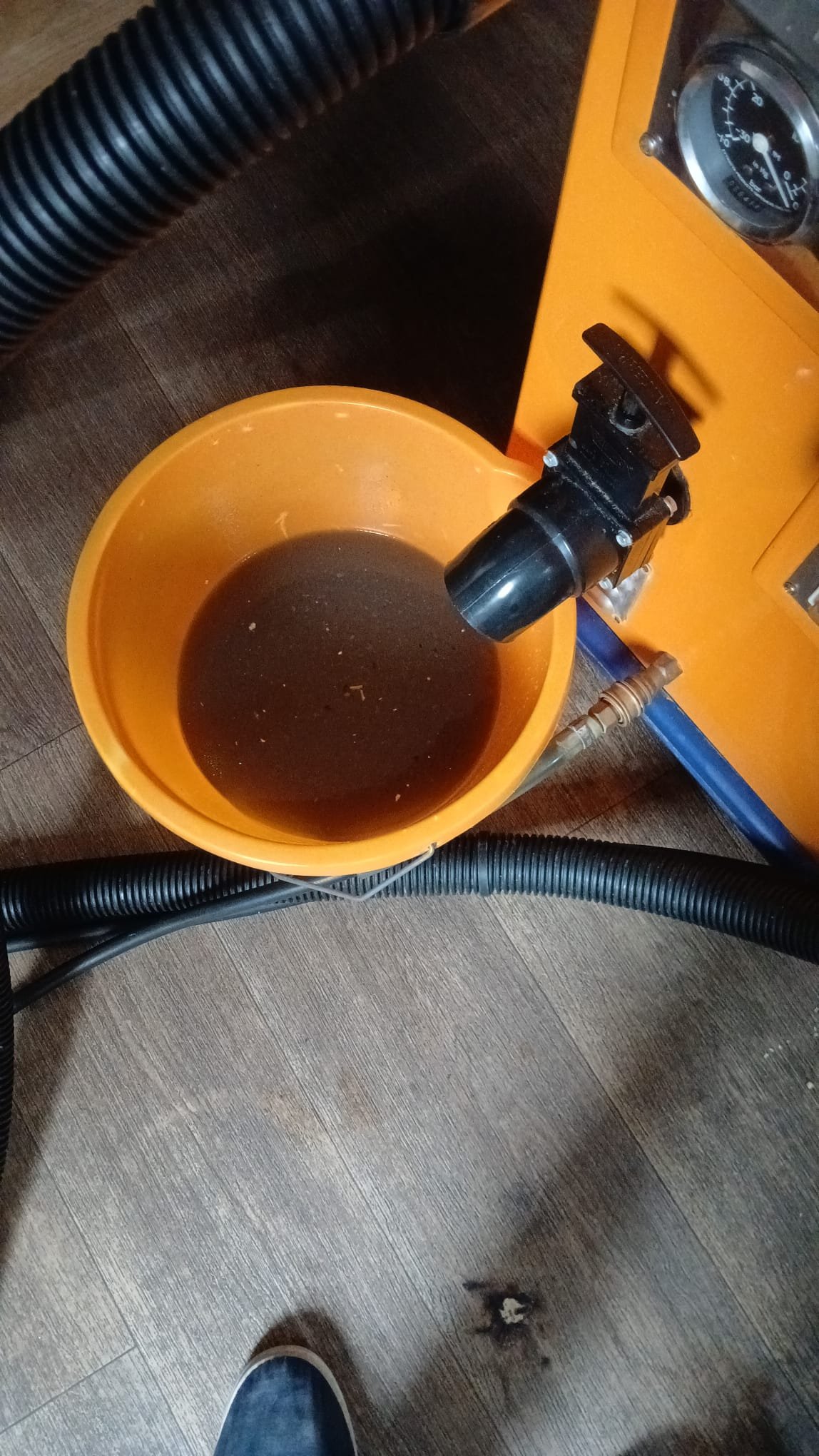 Sofa Upholstery Cleaning by Absolute Prestige Cleaning in Coventry